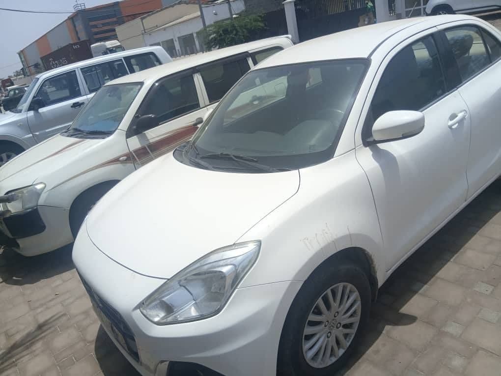 Urgently selling Suzuki Dzire à Djibouti City